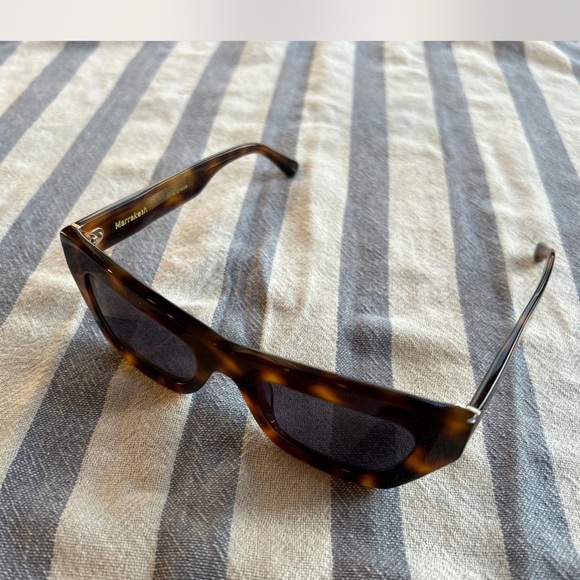 Tortoise Shell Sunglasses - Picture 2 of 4